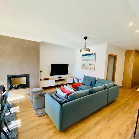 Lovely For Family And Group Of Friends Apartment Povoa de Santa Iria