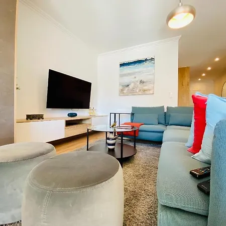Lovely For Family And Group Of Friends * Povoa de Santa Iria
