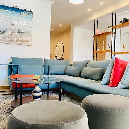Apartment Lovely For Family And Group Of Friends