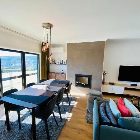 Lovely For Family And Group Of Friends Povoa de Santa Iria
