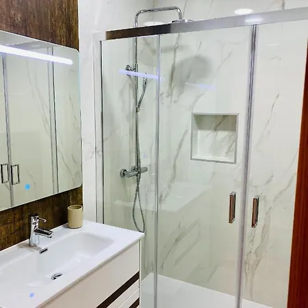 Apartment Lovely For Family And Group Of Friends Povoa de Santa Iria