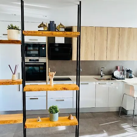 Lovely For Family And Group Of Friends Apartment Povoa de Santa Iria